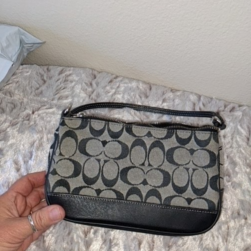 Small Vintage Coach Black And Grey Purse